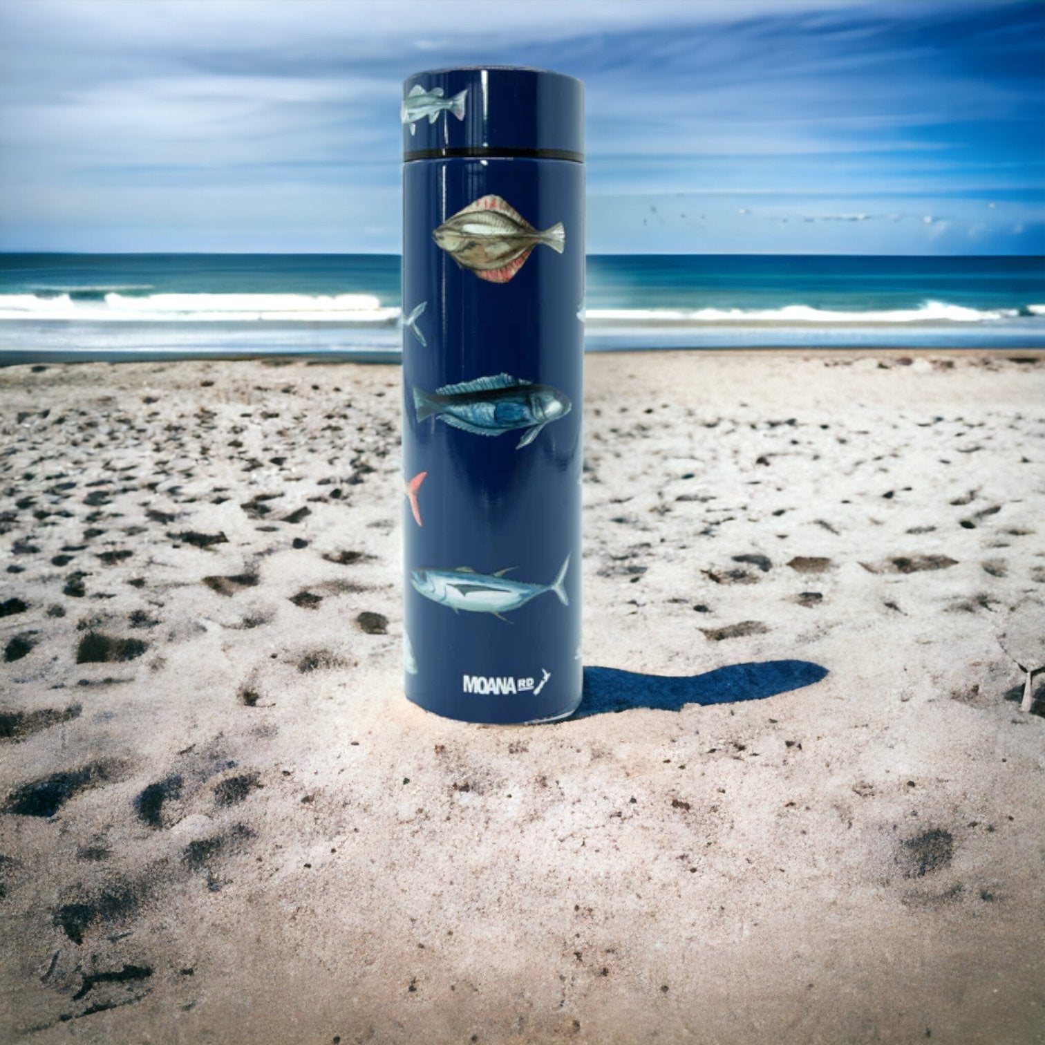 Moana Road NZ Fishing Drink Bottle 500ml, stylish with vibrant fish graphics, perfect for outdoor hydration.