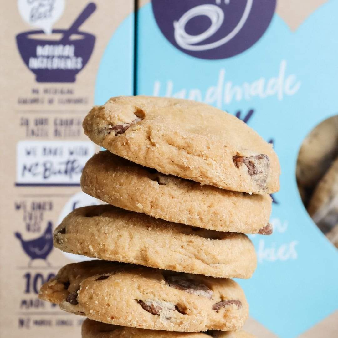Molly Woppy Milk Choccy Chunk gluten-free cookie bites, rich in chocolate, perfect for snacking or gifting.