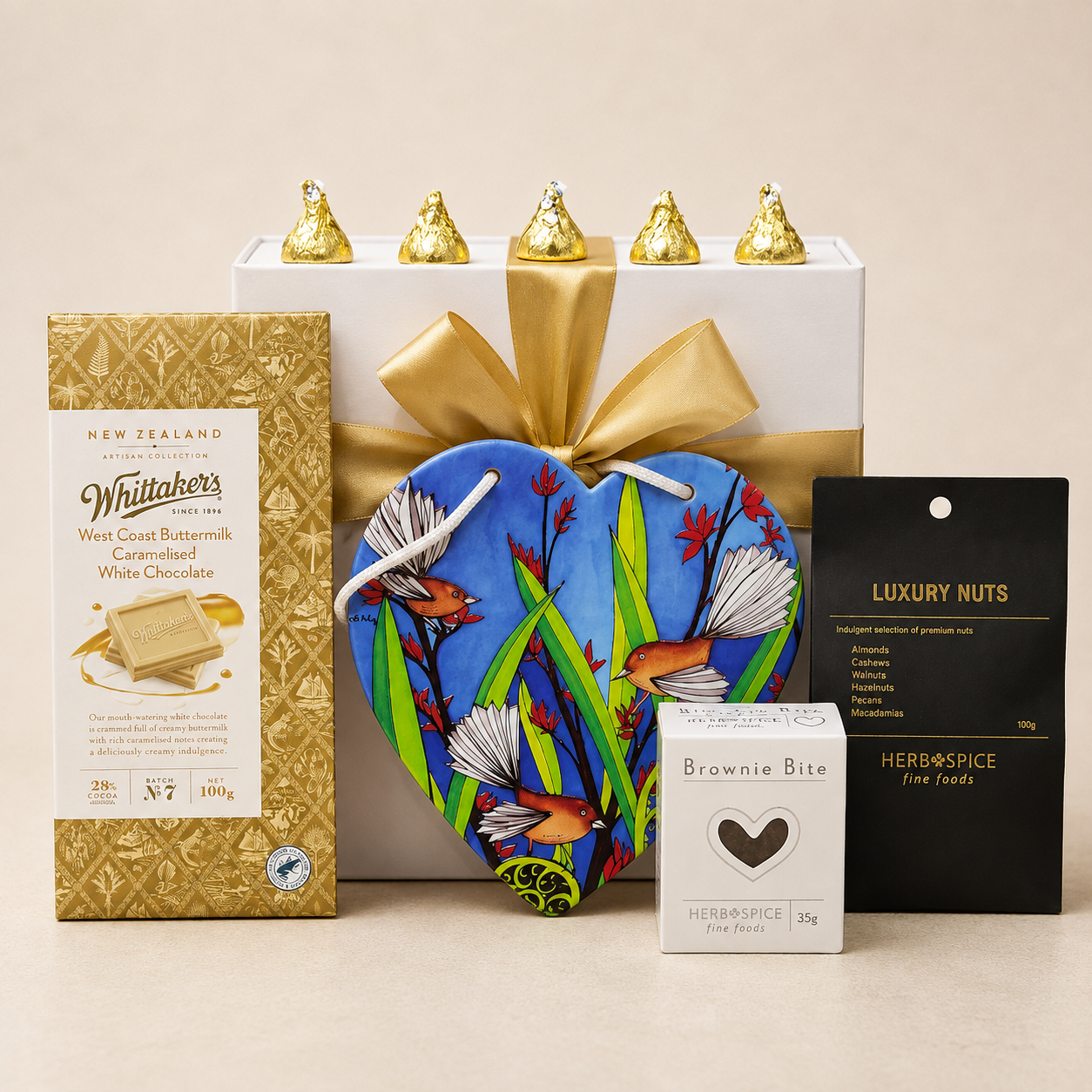Fantail & Treats Gift Box